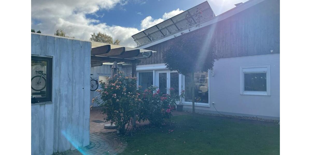 Einfamilienhaus Barmstedt - 11 Zimmer, 380 m&sup2;, 799.000&euro; | Angebot:26040232