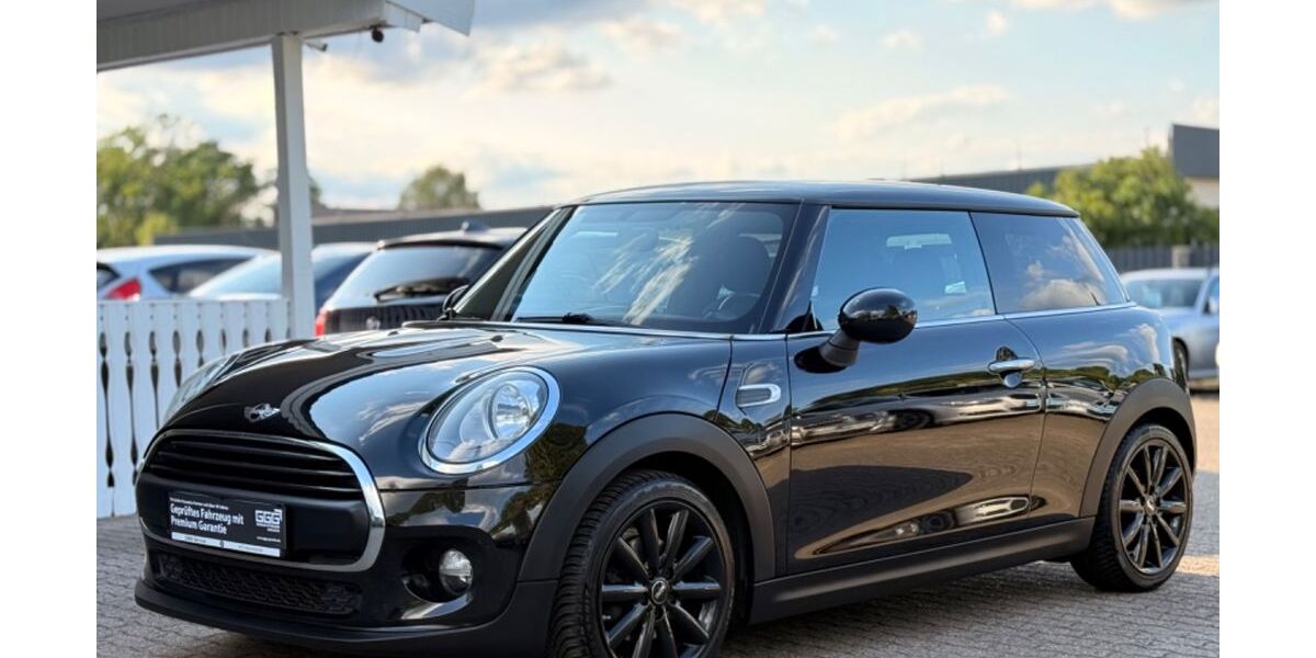 Mini ONE 143.381 km 7.490 &euro; Wathlingen 29339
