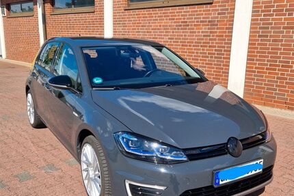 VW Golf 105.000 km 13.500 &euro; Leiferde 38542