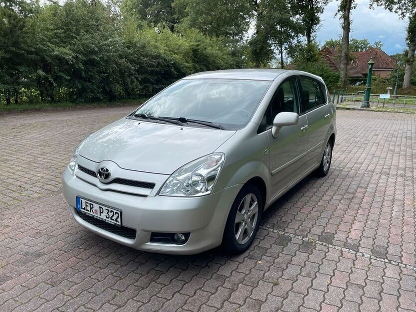 Corolla Verso
