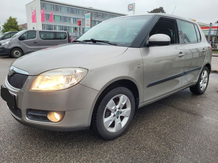 Skoda Fabia 146.000 km 3.399 € Landshut 84030