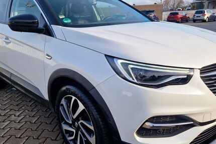 Opel Grandland (X) 142.440 km 8.900 &euro; Linden / Hessen 35440