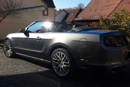 Ford Mustang 87.600 km 19.200 &euro; Burkardroth 97705