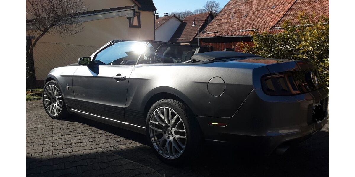 Ford Mustang 87.600 km 19.200 &euro; Burkardroth 97705
