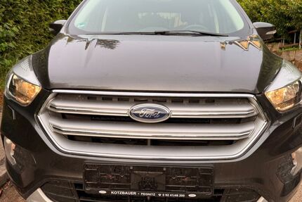 Ford Kuga 106.000 km 9.500 &euro; Ellwangen 73479