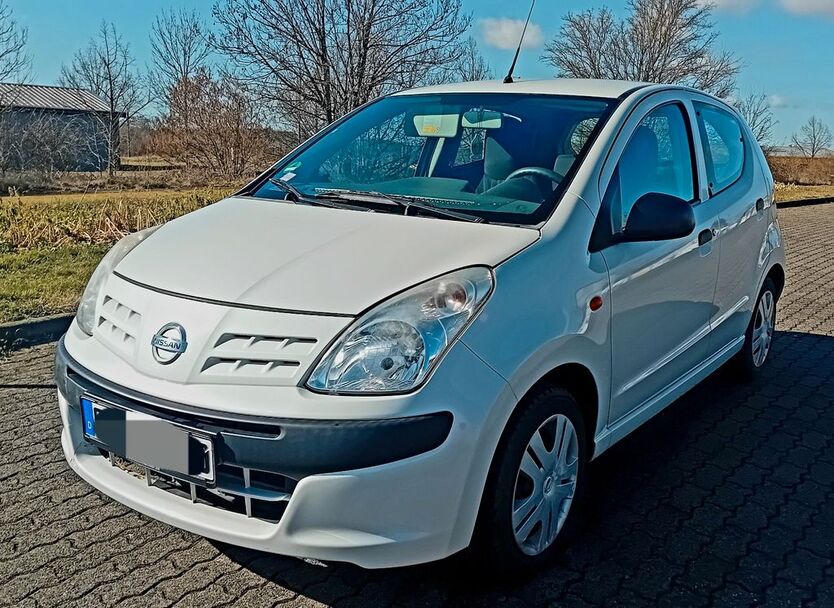 Nissan Pixo 78.000 km 3.300 € Echzell 61208