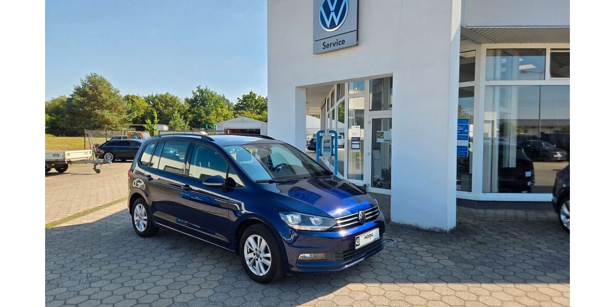 VW Touran 72.050 km 25.490 &euro; Königsbrück 01936
