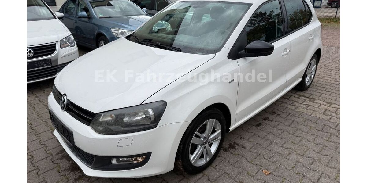 VW Polo 242.734 km 4.199 € Emleben 99869