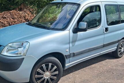 Peugeot Partner 141.572 km 1.850 &euro; Hameln 31785