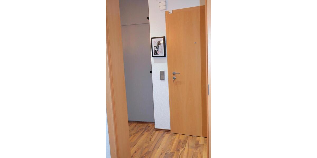 Hochparterre Hameln Kernstadt - 3 Zimmer, 70 m&sup2;, 130.000&euro; | Angebot:27078099
