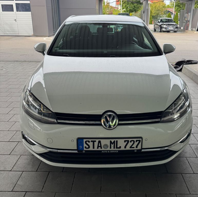VW Golf 138.000 km 11.000 € Herrsching 82211