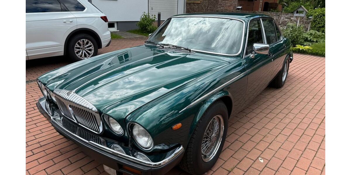 Jaguar XJ12 83.630 km 19.500 &euro; Laubach 35321
