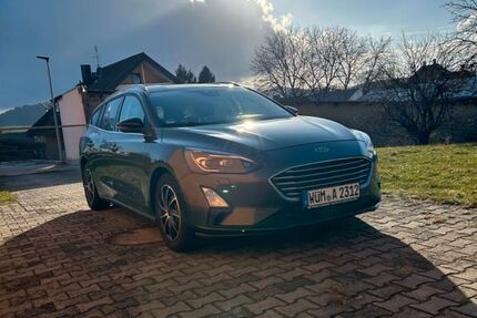 Ford Focus 104.000 km 11.700 &euro; Waldmünchen 93449