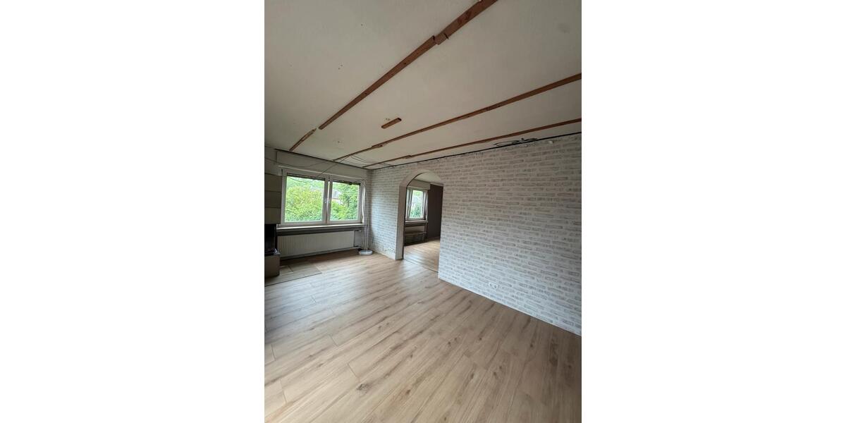 Einfamilienhaus Bergheim - 9 Zimmer, 180 m&sup2;, 599.000&euro; | Angebot:26415728