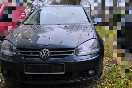 VW Golf 150.878 km 1.200 &euro; Schleswig 24837