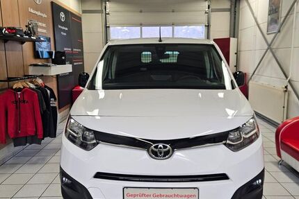 Toyota Proace City 27.241 km 17.990 &euro; Wittenberg 06886