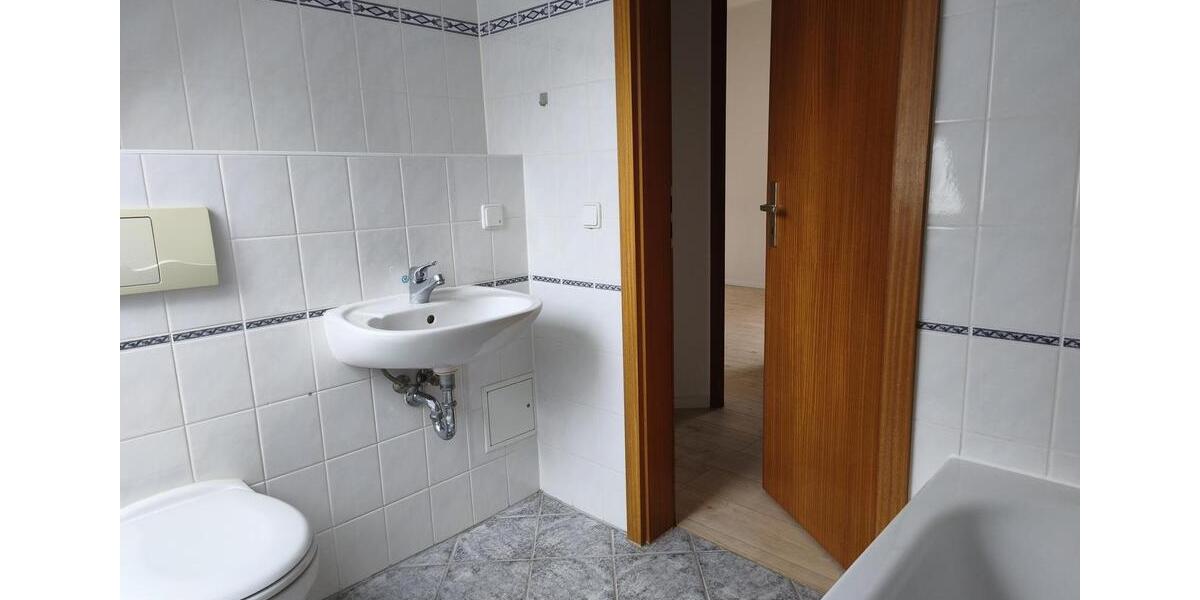 Dachgeschoßwohnung Bad Schmiedeberg - 2 Zimmer, 40 m&sup2;, 235&euro; | Angebot:26689255