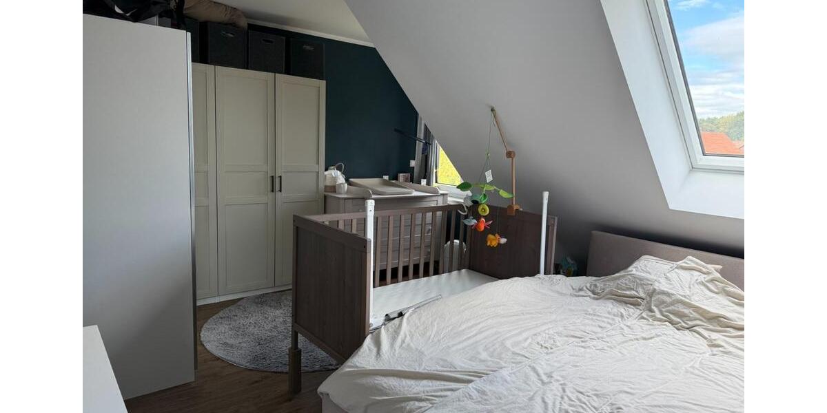 Provisionsfrei: Dachgeschosswohnung, Barrierefrei, Ausbaureserve 3 zimmer