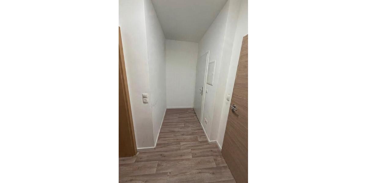 Etagenwohnung Ludwigshafen am Rhein - 5 Zimmer, 122 m&sup2;, 300.000&euro; | Angebot:27413679