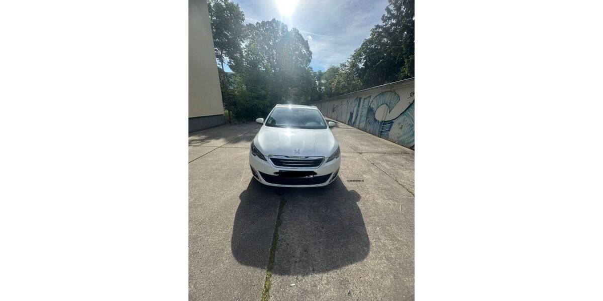 Peugeot 308 186.600 km 10.900 &euro; Berlin 13403