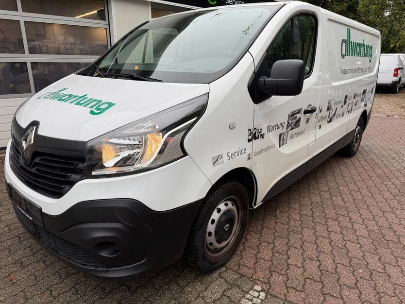 Renault Trafic 147.599 km 7.990 € München 81827