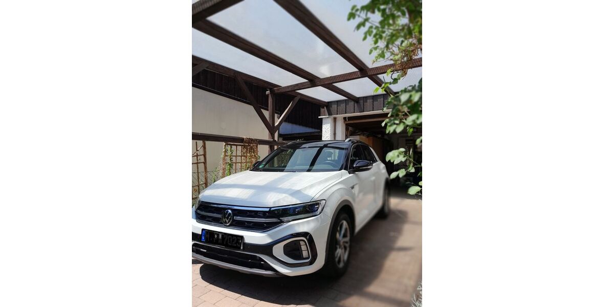 VW T-Roc 13.785 km 31.200 &euro; München 81739