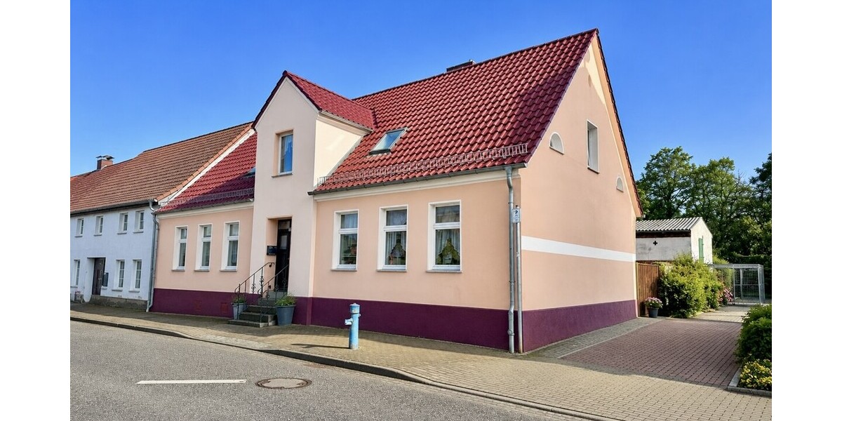 HORN IMMOBILIEN ++ großes Einfamilienhaus in Brüssow bei Löcknitz - Einfamilienhaus Brüssow | Angebot:25961058