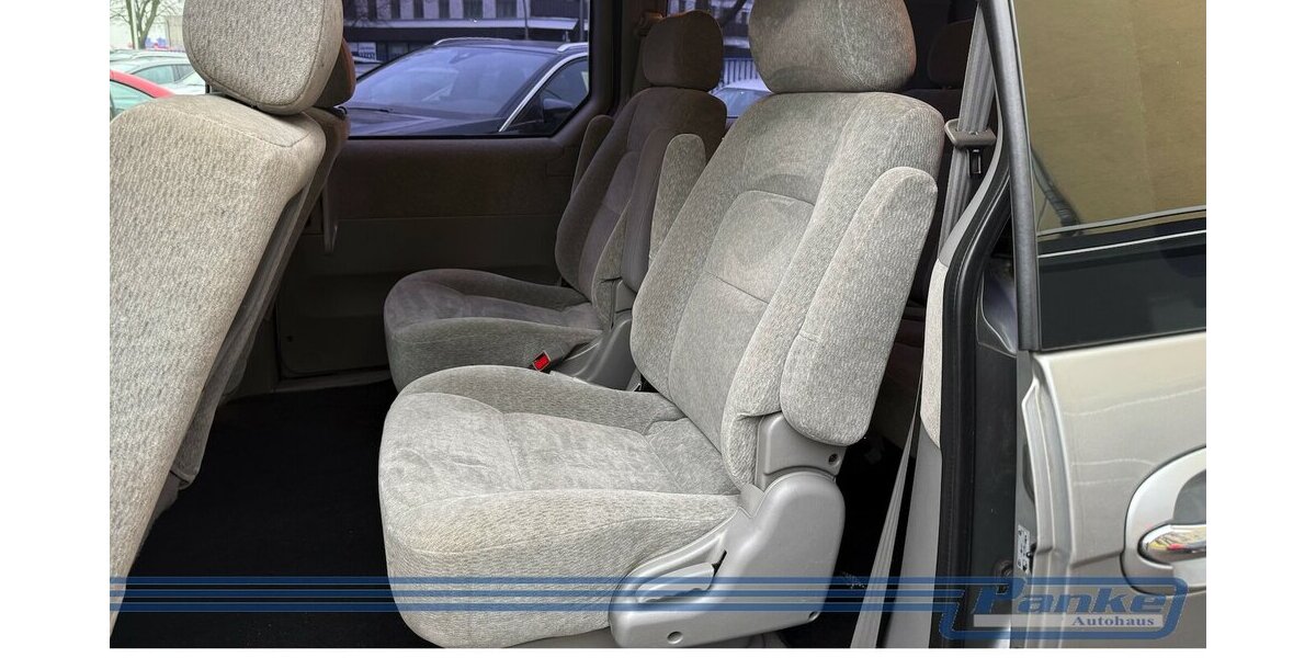 Kia Carnival 2.9 CRDi EX Aut.*6Sitz*Export*Pano*SHZ* 208.364 km 3.000 &euro; Berlin 13187