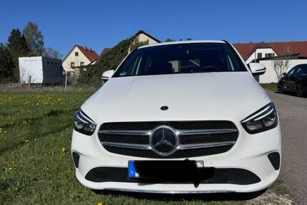 Mercedes-Benz B 200 43.700 km 16.900 &euro; Hayingen 72534