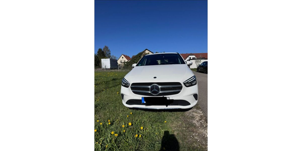 Mercedes-Benz B 200 43.700 km 16.900 &euro; Hayingen 72534
