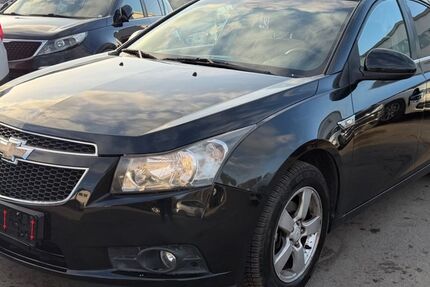 Chevrolet Cruze 184.000 km 2.999 &euro; Gundelsheim 74831