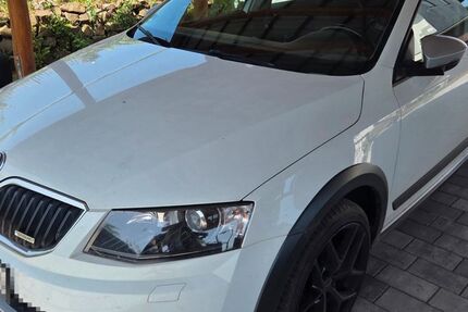 Skoda Octavia 189.000 km 8.900 &euro; Illingen 66557