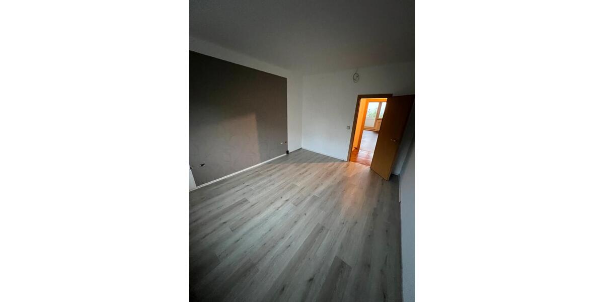 Etagenwohnung Bernstadt auf dem Eigen - 3 Zimmer, 71 m&sup2;, 46.000&euro; | Angebot:26996086