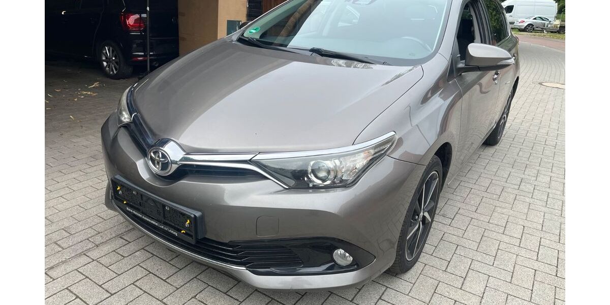 Toyota Auris 137.000 km 7.500 &euro; Kosel 24354