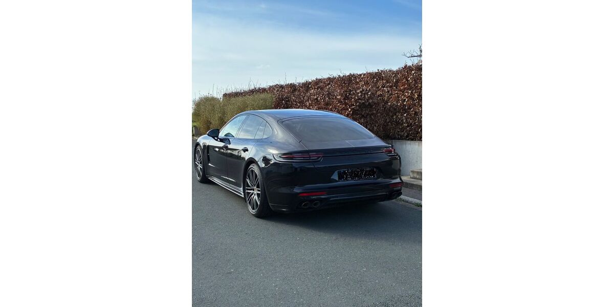 Porsche Panamera 171.000 km 61.971 &euro; Möhnesee 59519