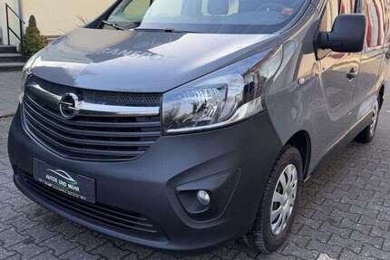 Opel Vivaro 230.000 km 12.999 &euro; Paderborn 33100