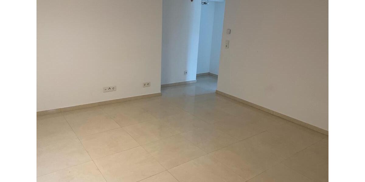 Etagenwohnung Markgröningen - 1 Zimmer, 60 m&sup2;, 1.000&euro; | Angebot:25902079