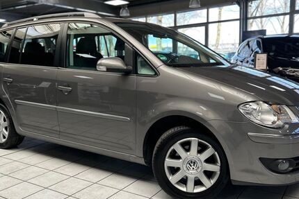 VW Touran 216.800 km 4.490 &euro; Bremen 28207