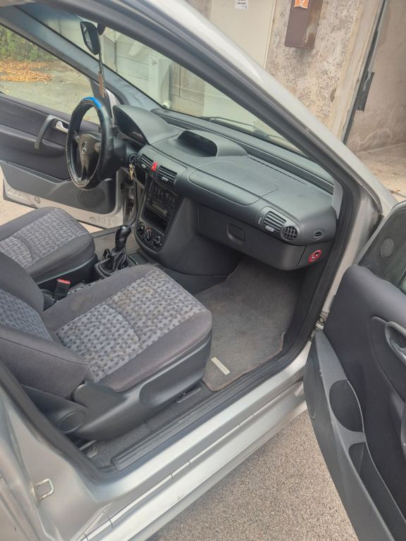 Mercedes-Benz Vaneo 223.000 km 2.100 € München 80807