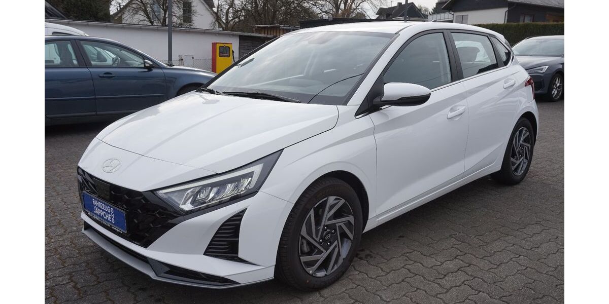 Hyundai i20 7.400 km 18.600 &euro; Burbach 57299