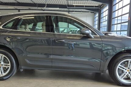 Porsche Macan 63.000 km 52.490 &euro; Geesthacht bei Hamburg 21502