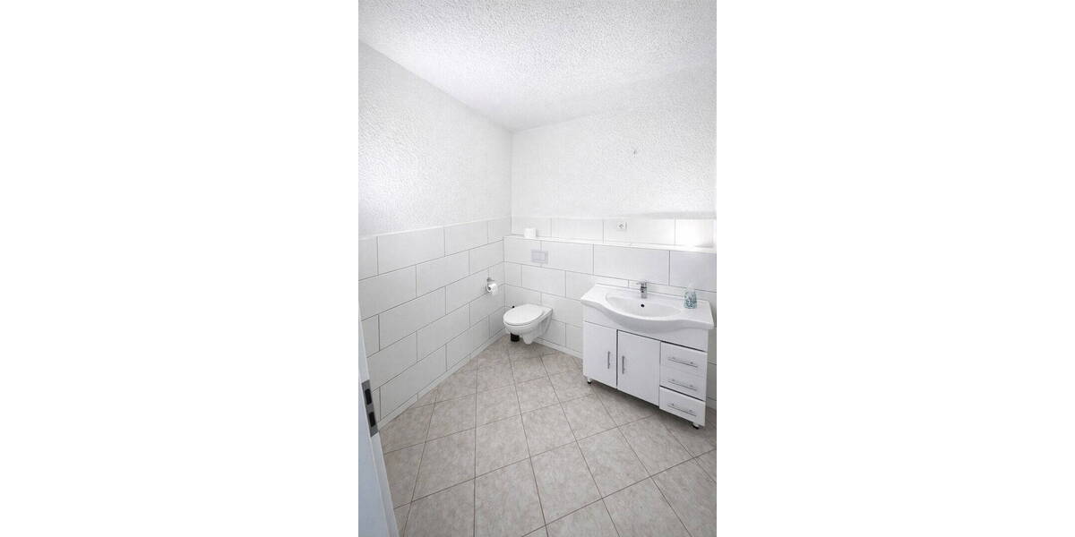 Etagenwohnung Partenheim - 3 Zimmer, 100 m&sup2;, 325.000&euro; | Angebot:26015839