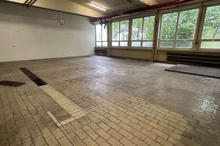 Halle in Neusäß 3.400 € 428 m² zimmer