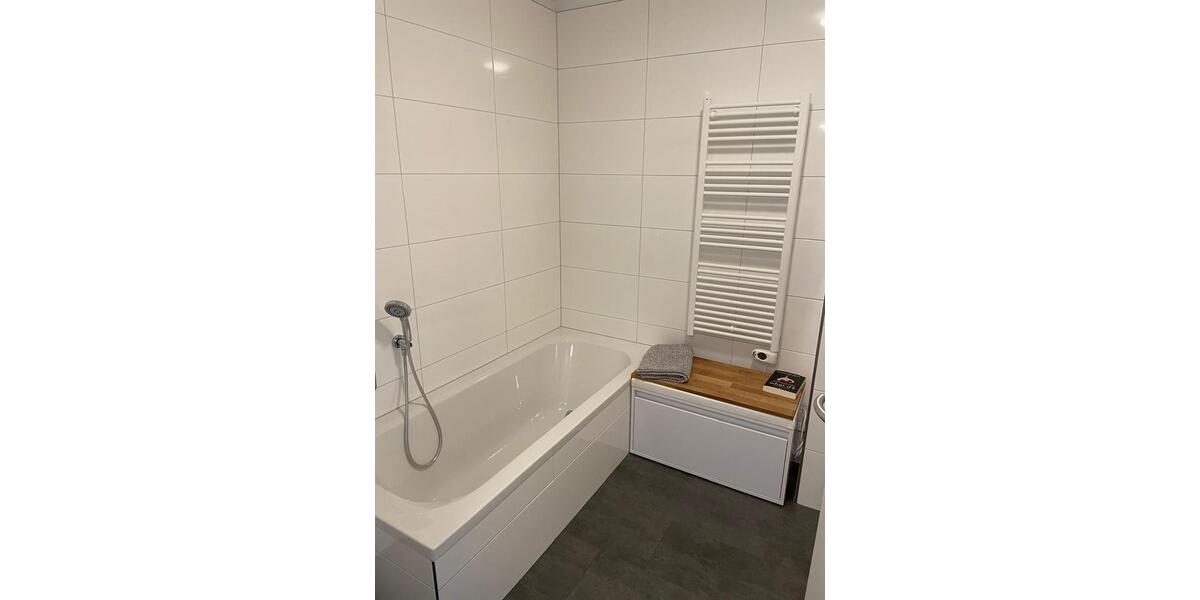 Etagenwohnung Ludwigshafen am Rhein - 5 Zimmer, 150 m&sup2;, 2.050&euro; | Angebot:24818847