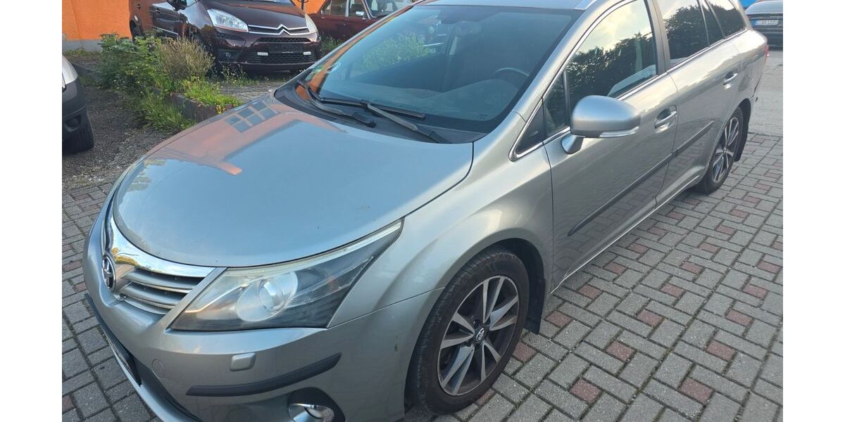 Toyota Avensis 276.300 km 4.490 € Chemnitz 09114