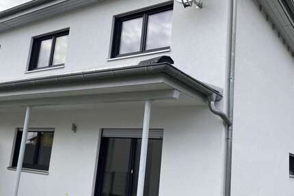 Haus Irchenrieth - 4 Zimmer, 120 m&sup2;, 1.100&euro; | Angebot:26363763