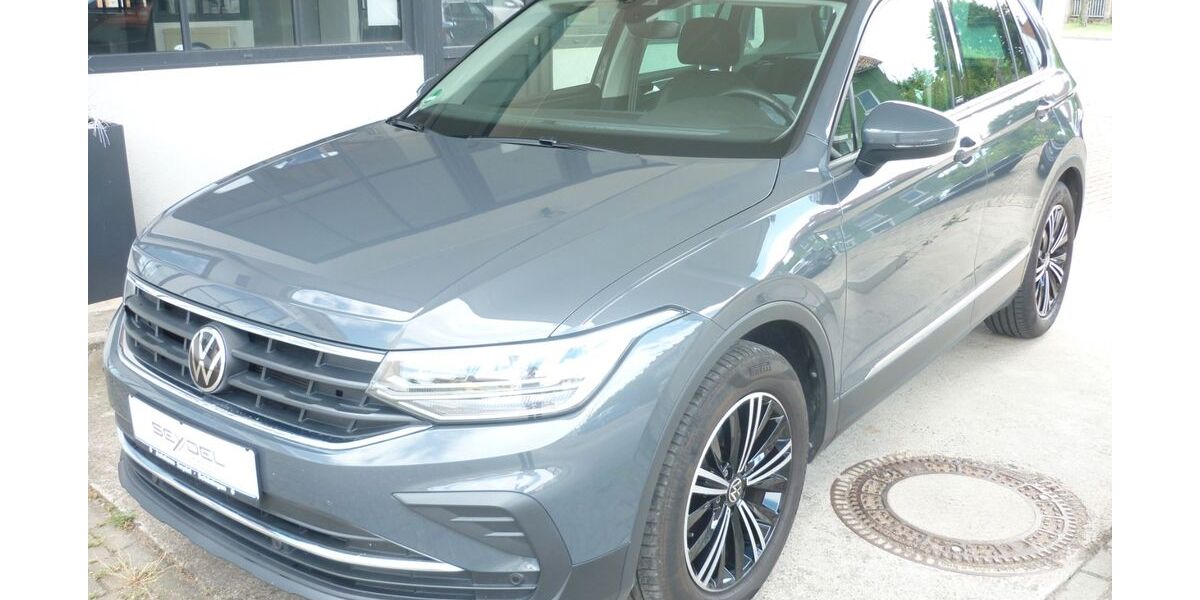 VW Tiguan 26.597 km 25.880 &euro; Schöningen 38364