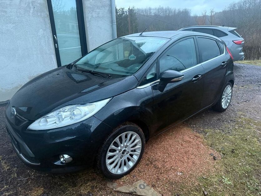 Ford Fiesta 190.000 km 4.500 € Schwalbach 66773