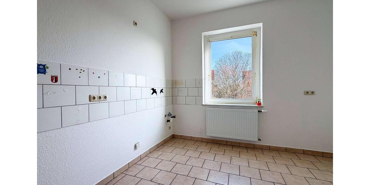 Etagenwohnung Zörbig - 3 Zimmer, 81 m&sup2;, 480&euro; | Angebot:23599558