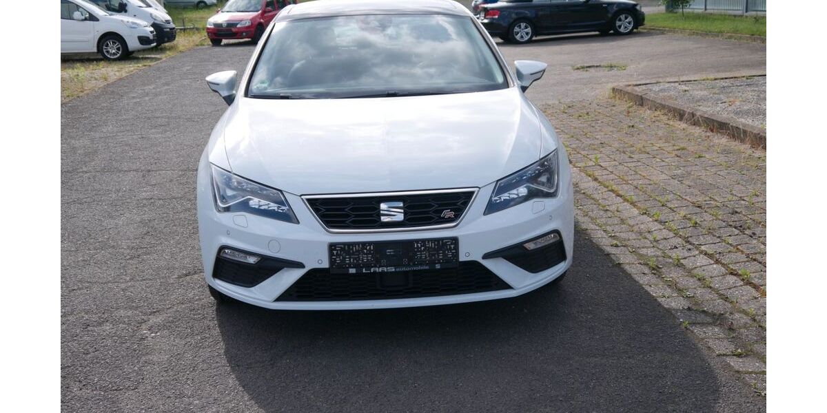 Seat Leon 100.000 km 10.999 &euro; Braunschweig 38122